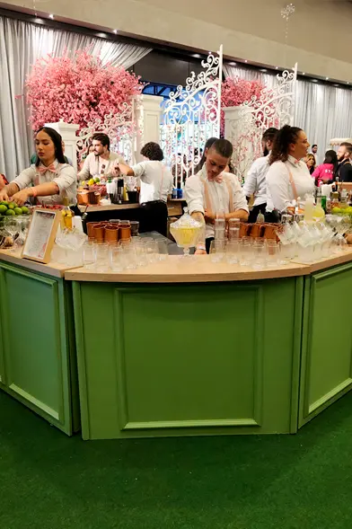 Quanto custa um open bar de casamento? O que entra na conta